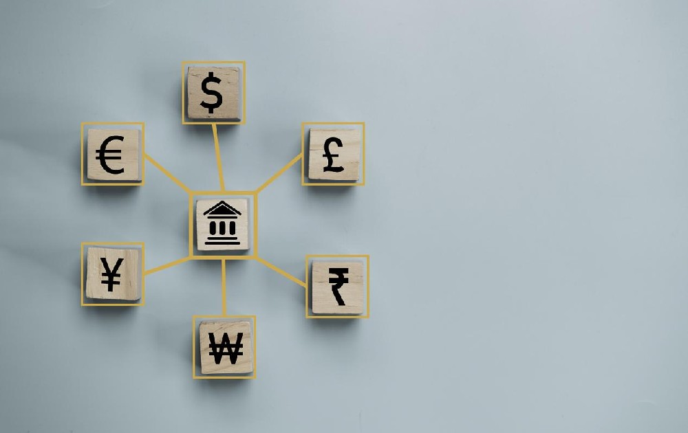 揭秘外汇市场：如何驾驭货币波动，稳抓盈利先机？